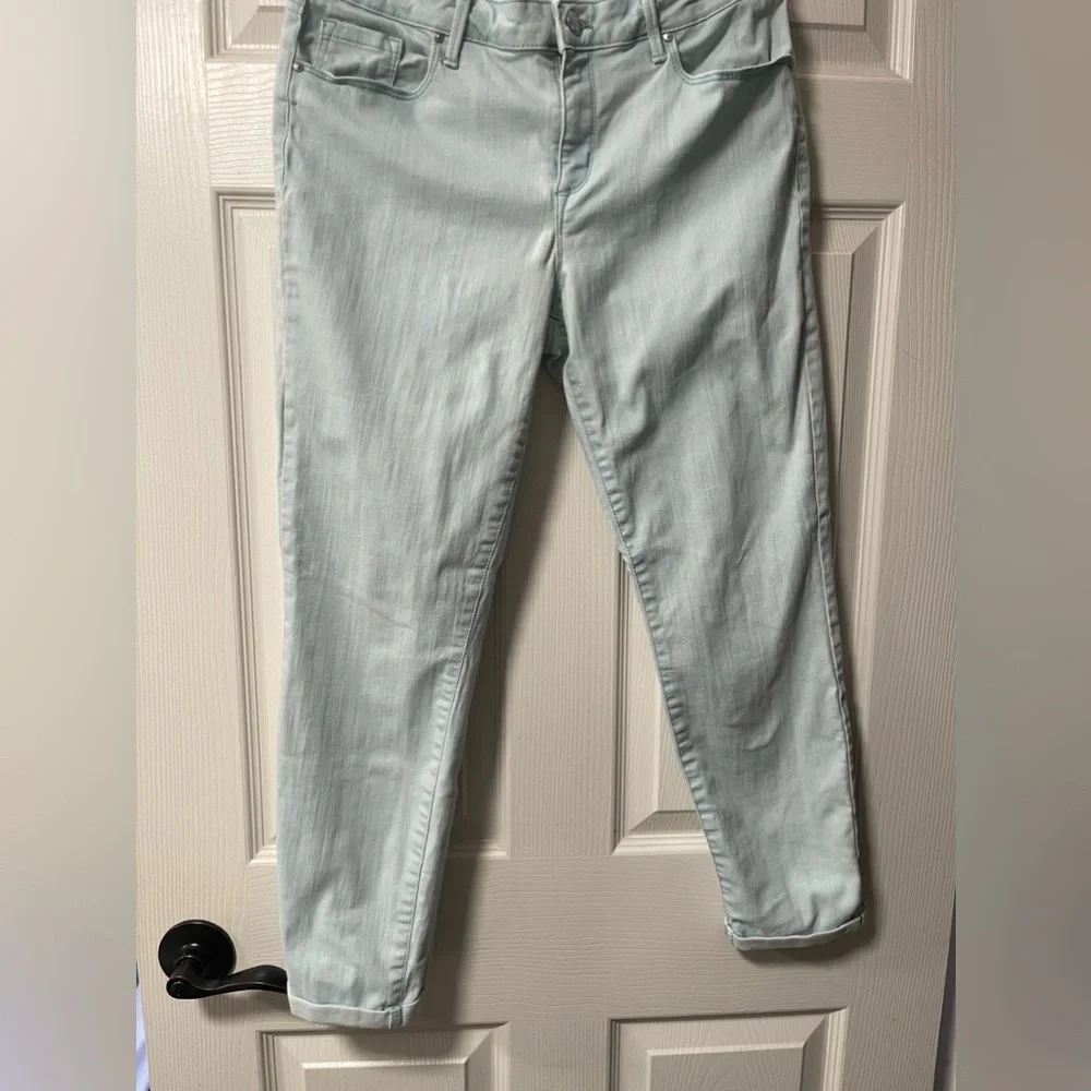 JESSICA SIMPSON Rolled Crop Light Blue/Green Jeans Size 14/32 - Picture 2 of 8